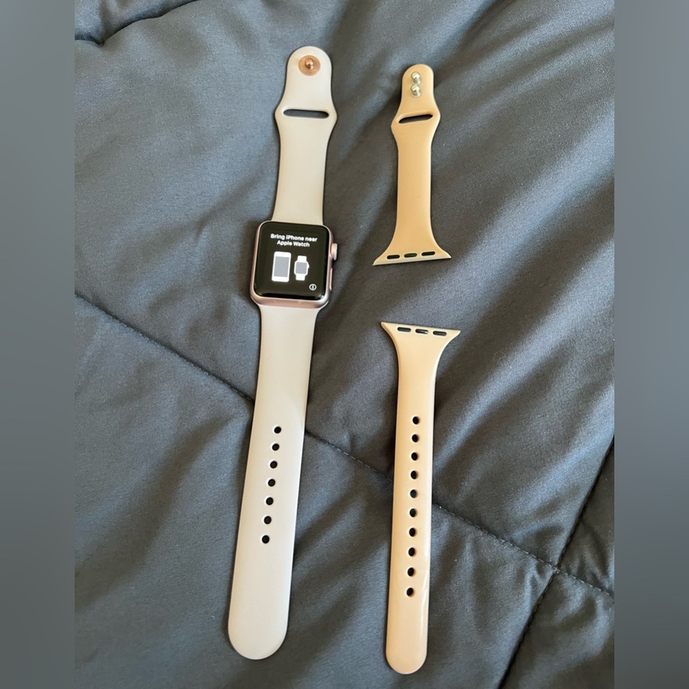 Apple Watch 38mm Series 1 rose gold, Works